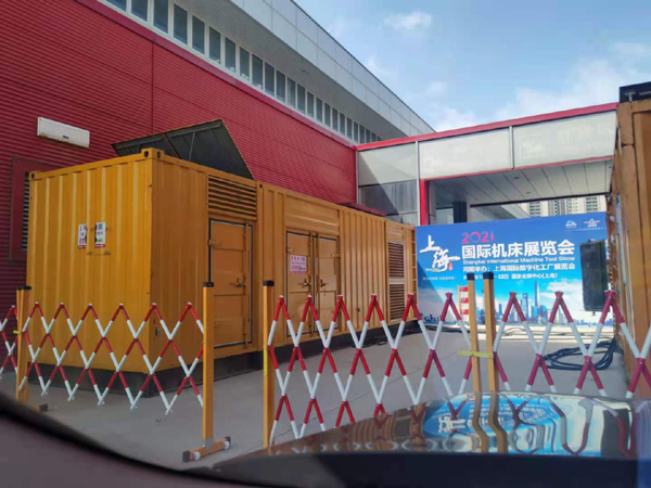 思明发电车出租-发电机无电压或电压太低怎么办?